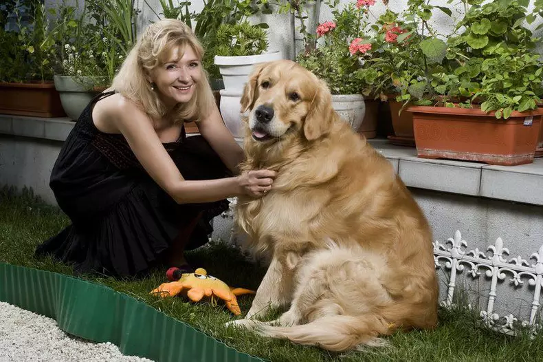 Catrinel Dumitrescu și Alun, câinele ei și al lui Emil Hossu