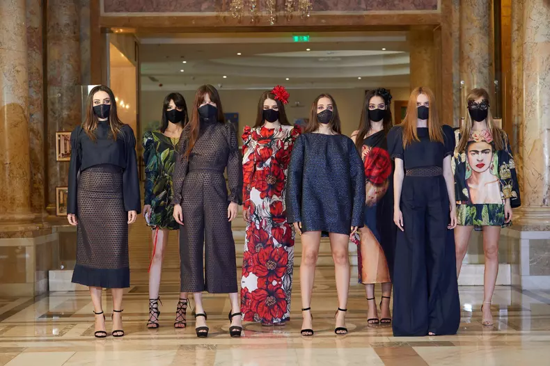 Primul-Fashion-Show-în-format-video-3