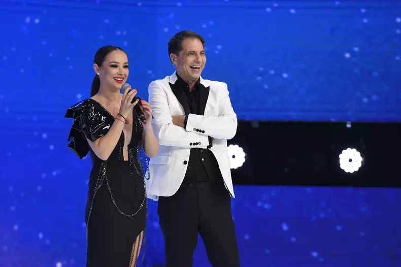 Revelionul-Starurilor-2021-Dan-Negru11-1