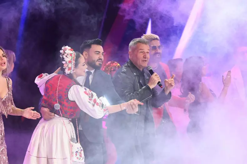 EXCLUSIV.-Suma-pe-care-a-primit-o-Dan-Bittman-pentru-Revelionul-de-la-TVR-dupa-ce-Antena-1-l-a-umilit-N-am-mai-vrut-niciun-ban-de-la-ei2