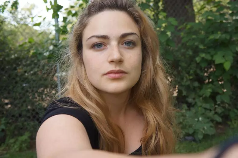 0_PAY-h_MDRUMF_Unibrow_Stares-3