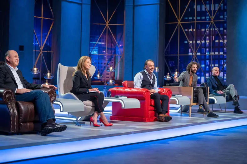 Bogdan-Micu-Imperiul-Leilor-1