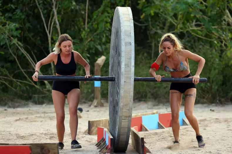 Simona-Hapciuc-survivor-6