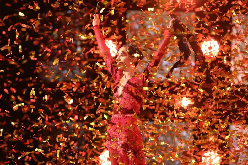 Ruslana Krutas - golden buzz Alexandra Dinu (2)