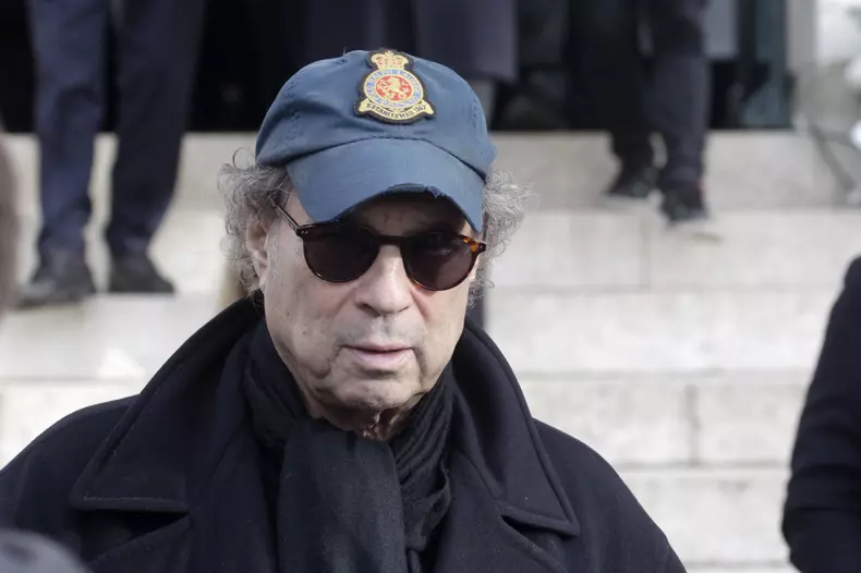 Dennis Berry a murit