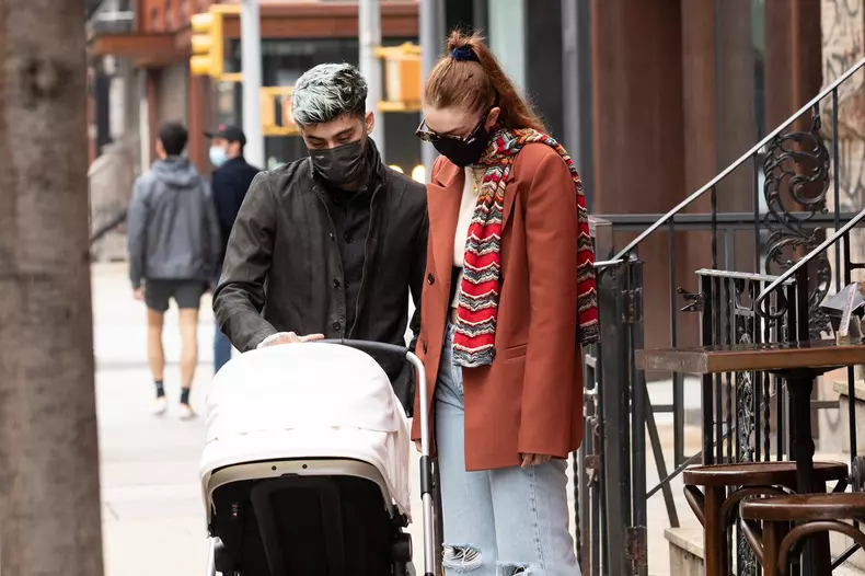 Gigi Hadid and Zayn Malik with their daughter in NYC