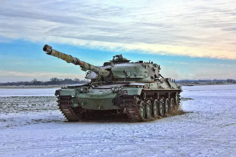 tank-449772_1920