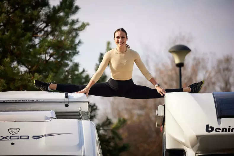 cum-si-a-cunoscut-Anca-Bucur-sotul-1