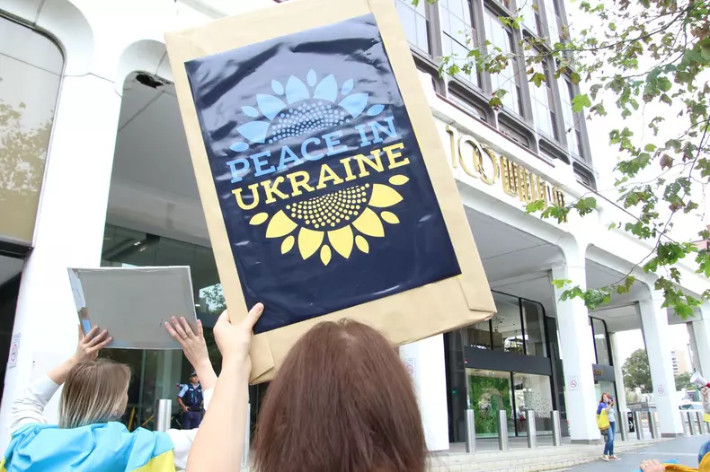 Ukrainian protester attacked outside German Consulate, Sydney, Australia - 26 Apr 2022