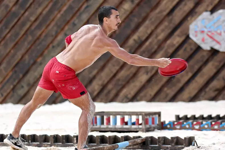 cate-kilograme-a-slabit-Marian-Dragulescu-la-Survivor-4