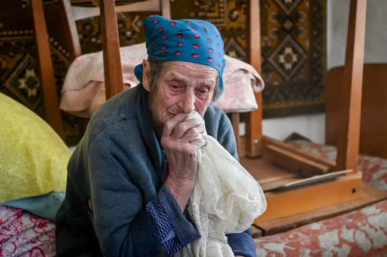 Missile attacks strike Komyshuvakha: 1 died, 3 injured