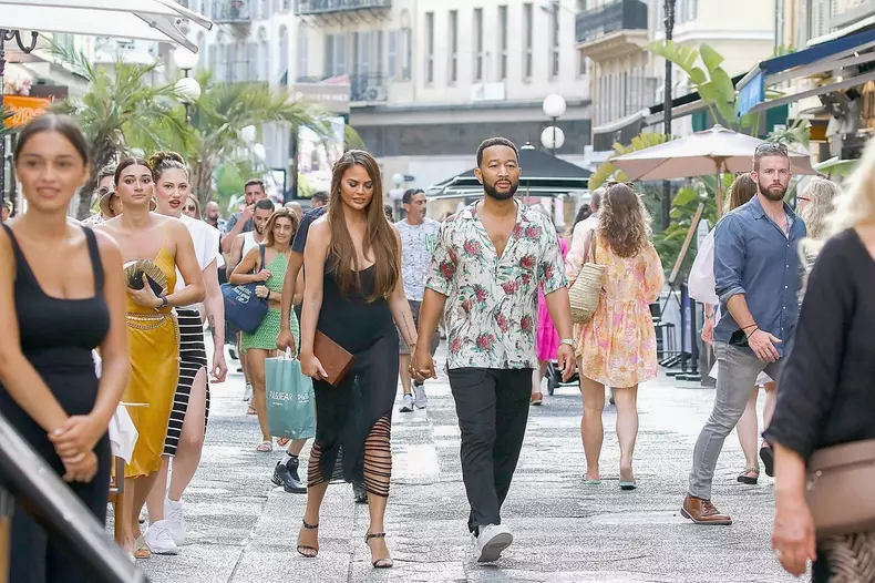 *EXCLUSIVE* Chrissy Teigen and John Legend go shopping in Nice - ** WEB MUST CALL FOR PRICING **
