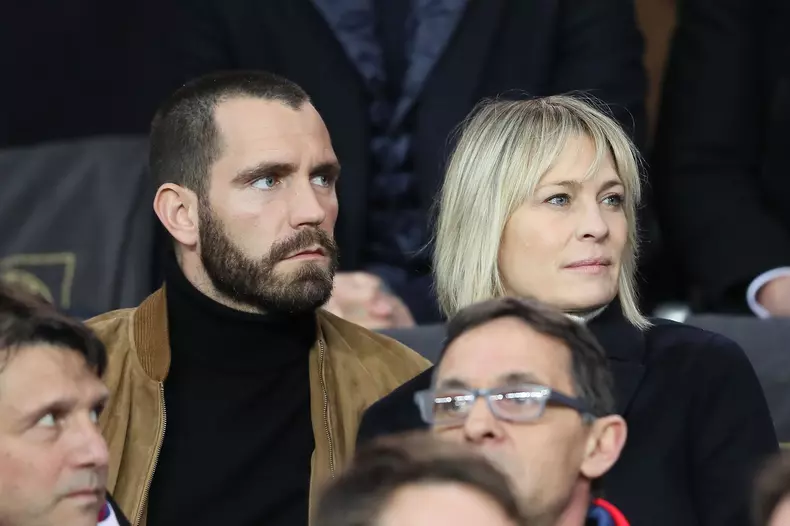 Robin Wright et son compagnon Clément Giraudet assistent au huit