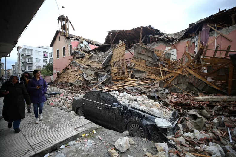 Earthquakes jolts Turkiye's provinces