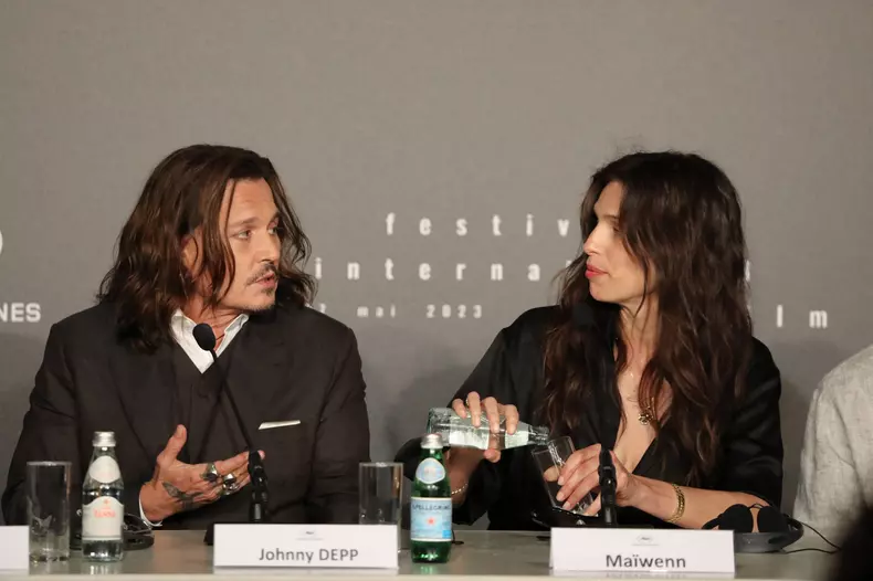 Pool - Conférence de presse du film "Jeanne du Barry" lors du 76ème Festival International du Film de Cannes