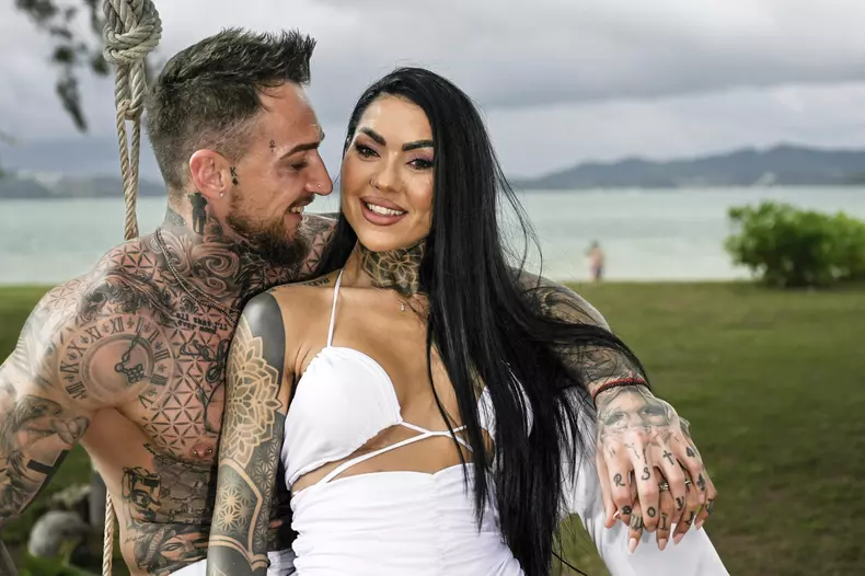 insula iubirii bogdan cirlan