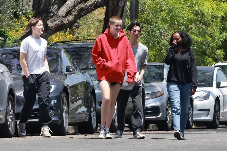 *EXCLUSIVE* Angelina Jolie and Brad Pitt's kids step out for coffee together