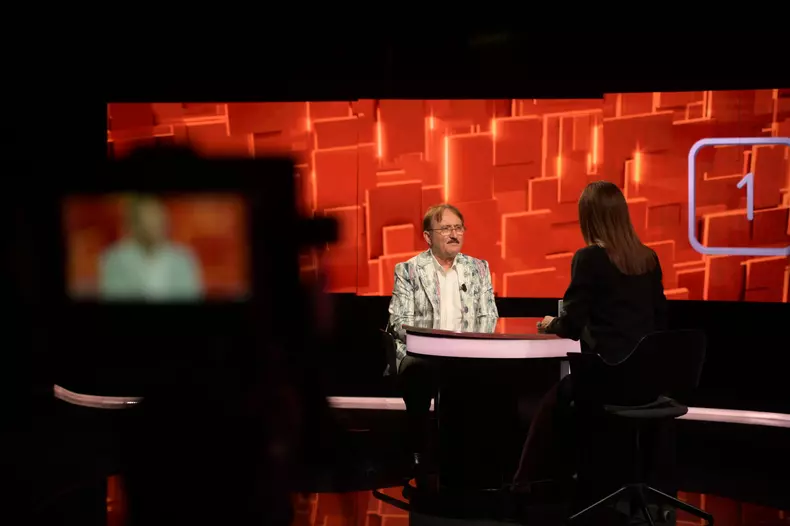 Cornel Palade la 40 de intrebari cu Denise Rifai_Kanal D (2)