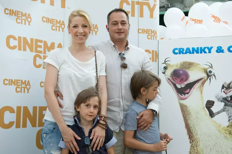 d40142ab54bfb5c2aa0bdd12bc12e890_xl