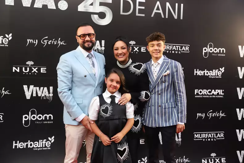 whatsapp-image-2024-06-19-at-21.57.09_013d319b