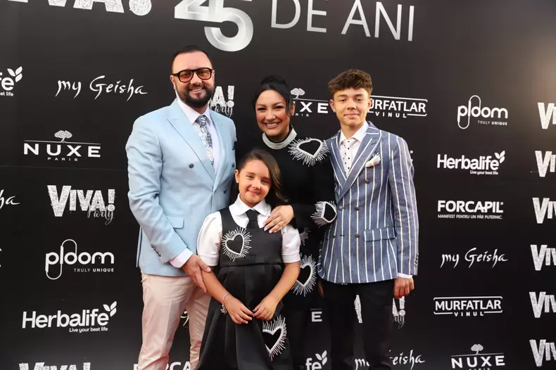 whatsapp-image-2024-06-19-at-21.57.09_48f21fc3