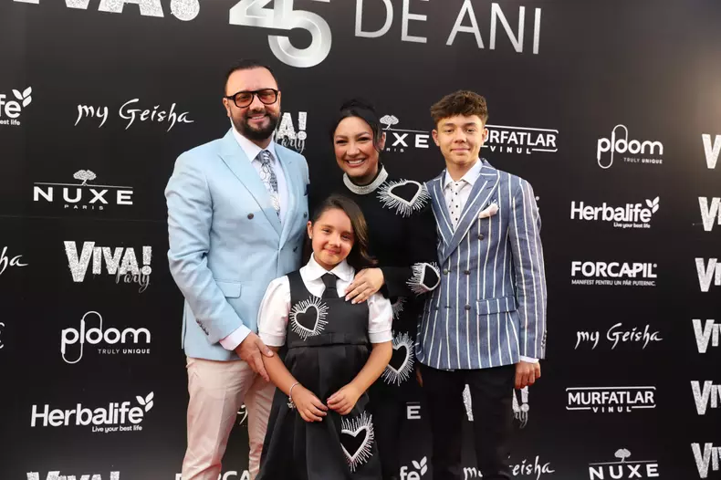 whatsapp-image-2024-06-19-at-21.57.09_c5cdc8a7