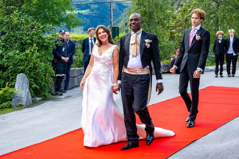 Princess Martha Louise ties the knot with American self-proclaimed shaman Durek Verrett