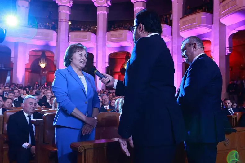 sotie nicolae ciuca 2