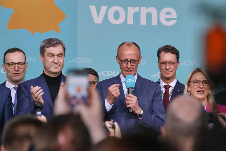 Berlin, Deutschland, 23.02.2025: Konrad-Adenauer-Haus: Bundestagswahl 2025: Friedrich Merz bei der CDU-Wahlparty auf der