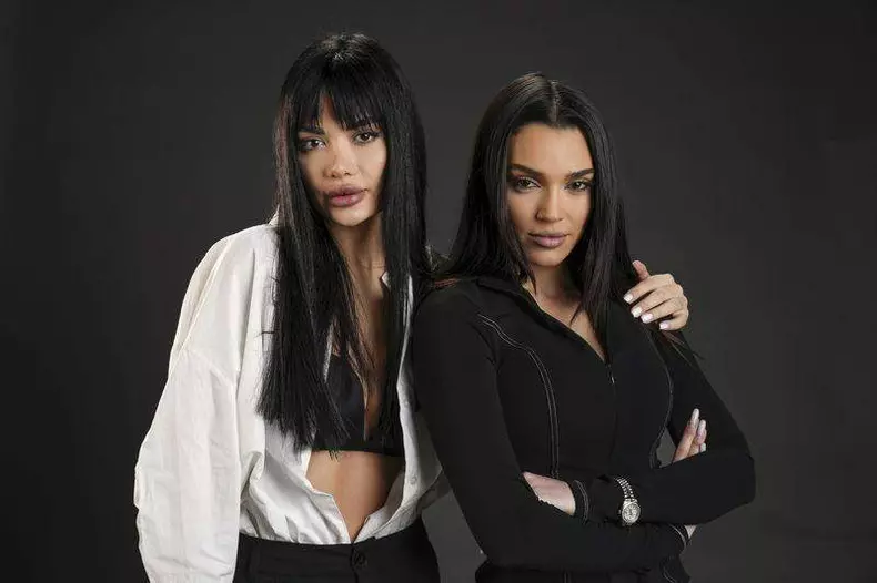 Karmen și Olga Barcari2