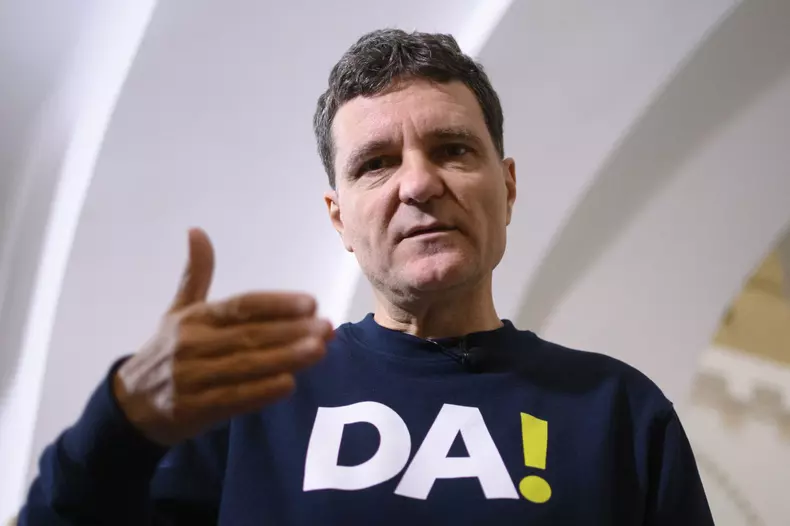 BUCURESTI - PMB - CONFERINTA DE PRESA - REFERENDUM