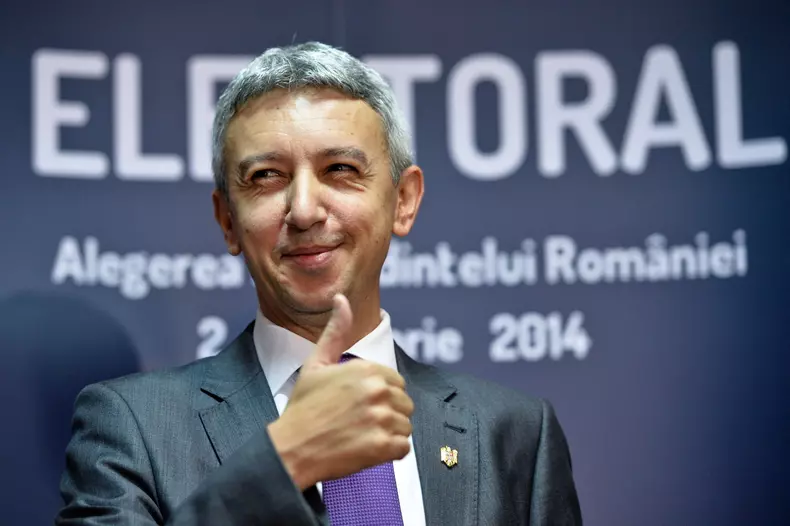 DAN DIACONESCU - DEPUNERE CANDIDATURA - PRESEDINTIE - BEC