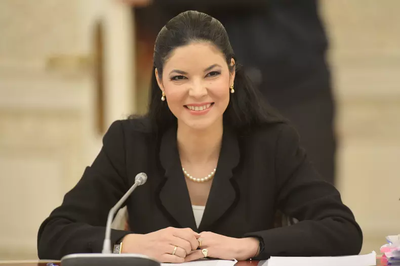 PALATUL PARLAMENTULUI - AUDIERI - CABINET DANCILA