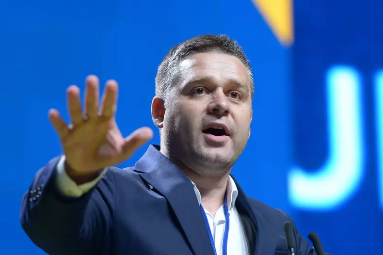 BUCURESTI - REUNIUNEA COMITETULUI DE COORDONARE AL PNL BUCURESTI