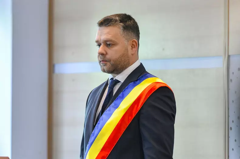 BUCURESTI - PS6 - CEREMONIE DE INVESTIRE PRIMAR