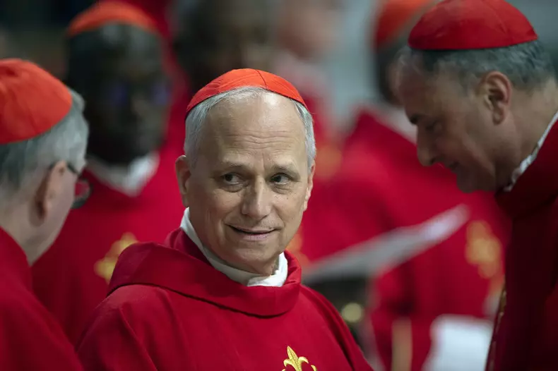 ITALY -  CARDINAL BALDASSARE REINA CELABRATES A ,ASS ON THE THIRD OF NINE DAYS OF MOURNING FOR LATE POPE FRANCIS IN ST PETER'S BASILICA AT THE VATICAN - 2025/4/26