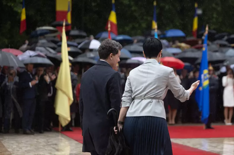 BUCURESTI - PALATUL COTROCENI - PRESEDINTIE - PRELUARE MANDAT -