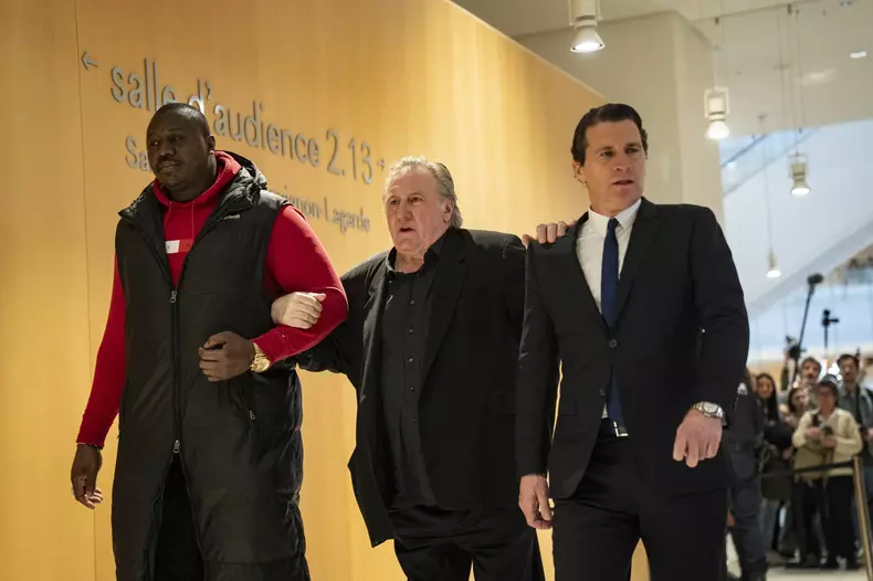 Paris : Proces de Gerard Depardieu