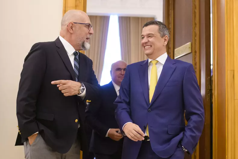 BUCURESTI - ACORD COALITIE - GUVERN