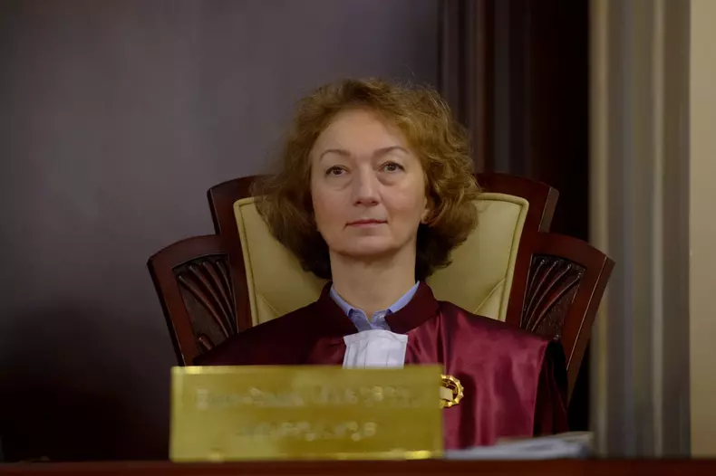 BUCURESTI- CCR- JUDECATORI