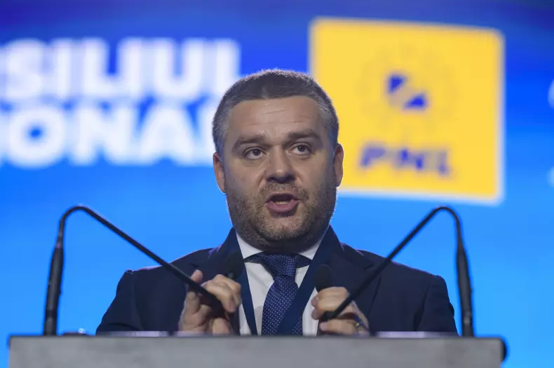 BUCURESTI - PARLAMENT - CONSILIUL NATIONAL PNL