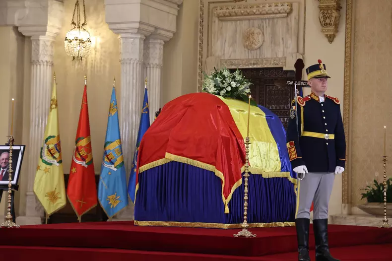 BUCURESTI - PALATUL COTROCENI - FUNERALII - ION ILIESCU