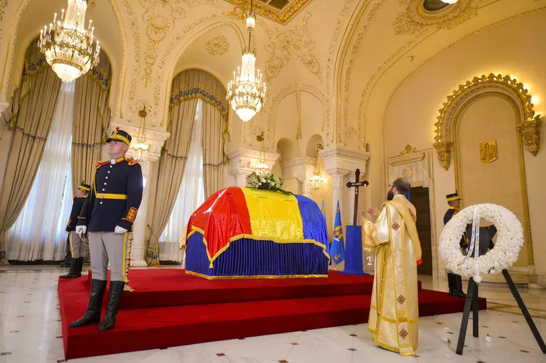 BUCURESTI - PALATUL COTROCENI - FUNERALII - ION ILIESCU