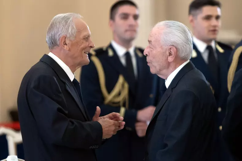 BUCURESTI - FUNERALII - ION ILIESCU