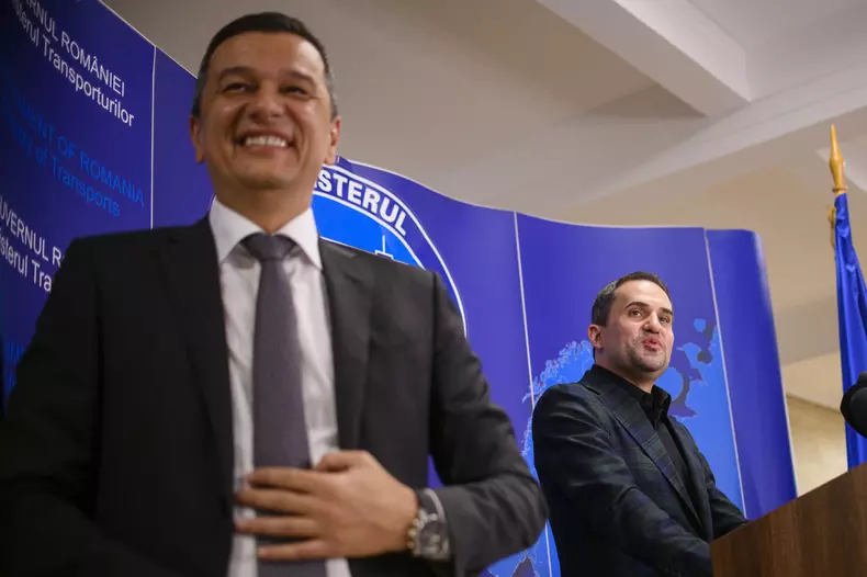 BUCURESTI - MINISTERUL TRANSPORTURILOR - PREDARE- PRIMIRE MANDAT