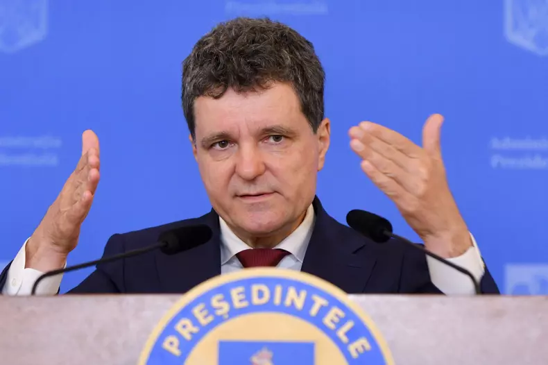 BUCURESTI - CONFERINTA DE PRESA - NICUSOR DAN