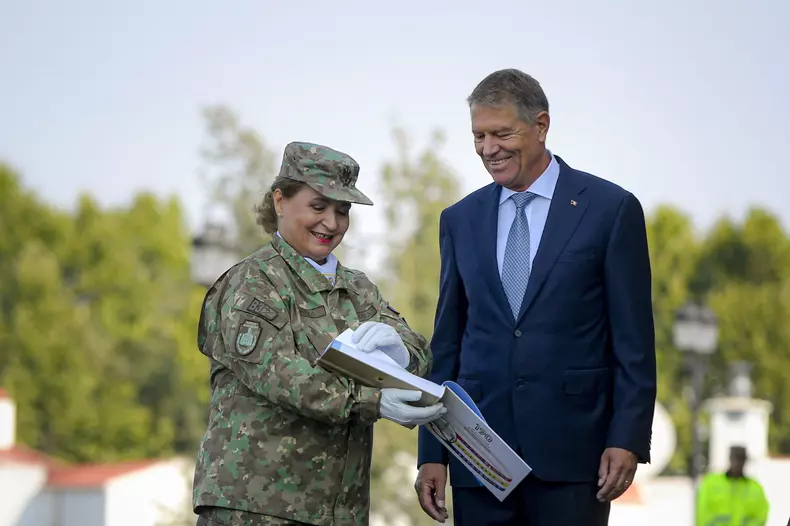 BUCURESTI - CEREMONIE DRAPEL LUPTA - SPITALUL MILITAR CENTRAL