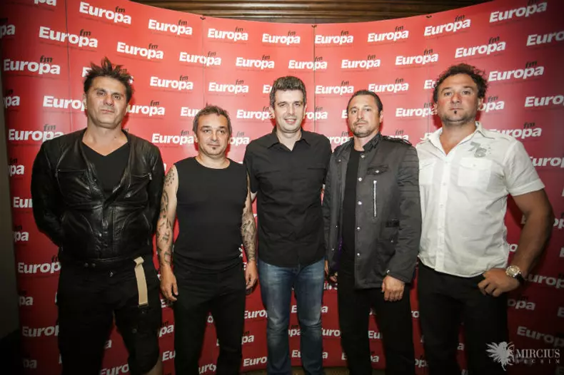 Marius Keseri si directia 5 trupa