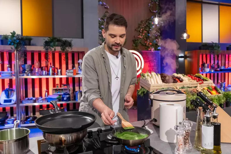 b14a25f4-56ea-445b-9804-92e58ca01b1d