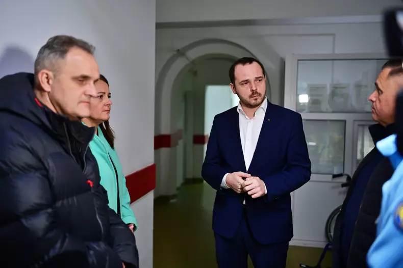 Alexandru Rogobete7